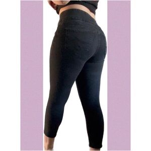 High Rise, Black Cropped Jeans by Jordache (worn only a couple times)